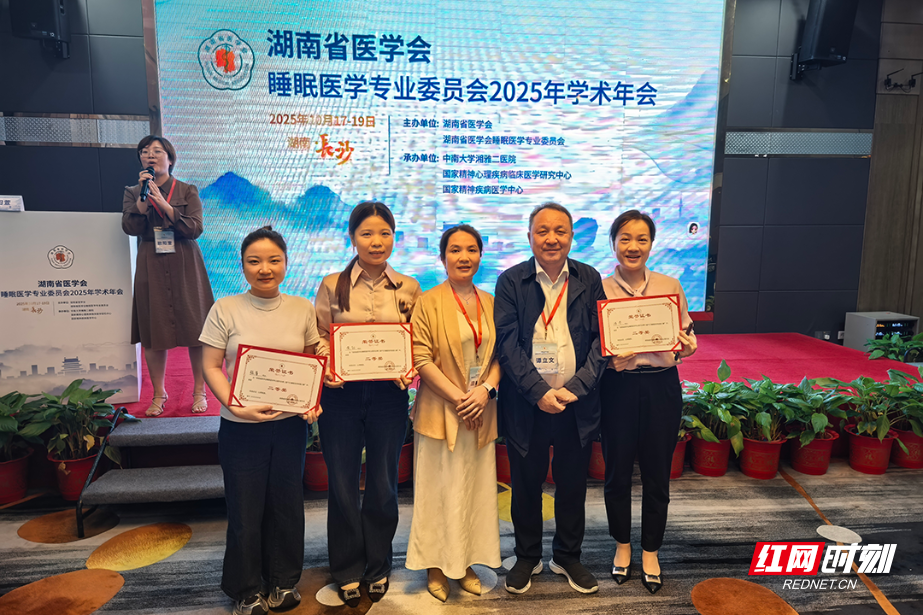 deb71cbc43c2020efdd7f82a261b2072.png deb71cbc43c2020efdd7f82a261b2072.png